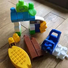 Mega Bloks 知育ブロックセット 車両パーツ付きのサムネイル