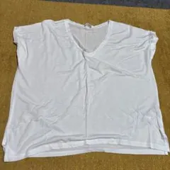 ZARA TRF ホワイト Vネック Tシャツ Mのサムネイル