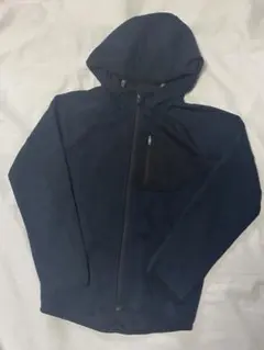 PUMA フード付きパーカー　140