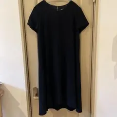 お値下げ❤️試着のみ❤️Theory 黒 半袖 ひざ丈ワンピース
