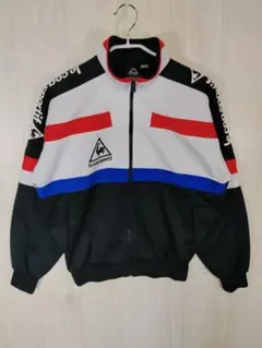 Item thumbnail for item b764eb3f-3763-488a-87eb-b3380f4f2d1f