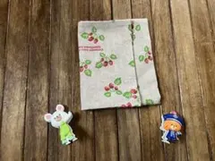 ポケットティッシュカバー　ハンドメイド　ナチュラル　いちご×赤色チェック