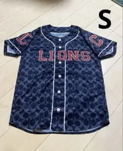 LIONS ユニフォーム COACHネイビー グローバルファッションブランド「COACH(コーチ)」とコラボレーション