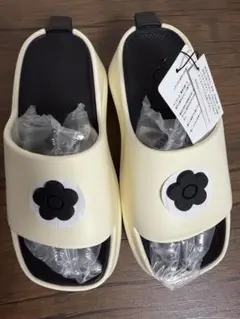 MARY QUANT デイジーポイントEVAサンダル(アイボリー)Mサイズ 新品のサムネイル