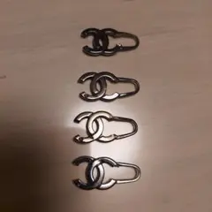 CCロゴ シルバー チャーム 4個セットお洋服についておりました！お値下げなし。