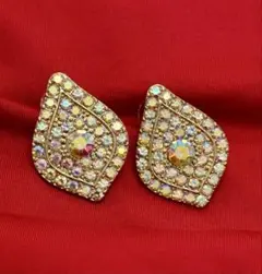 Item thumbnail for item 2be12442-8ed9-4a8d-9e62-ed11bdeae929