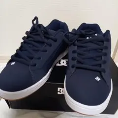 Item thumbnail for item b7049448-3e97-441a-8ff2-cd468aa2ad79