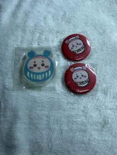 ちいかわ 古本屋 カニちゃん もぐもぐ本舗 レストラン 缶バッジ