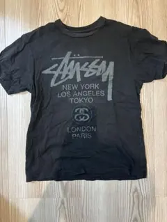 Stüssy ブラック Tシャツ 都市名プリント