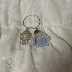 エビライ 原因は自分にある。小泉光咲 アクリルキーホルダー①