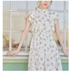 トッコ　フリル袖花柄ワンピース