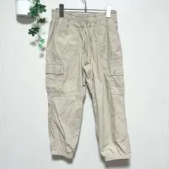 ユニクロ　カーゴパンツ　ウエストゴム　紐　ベージュ　Mサイズ　7分丈　カジュアル
