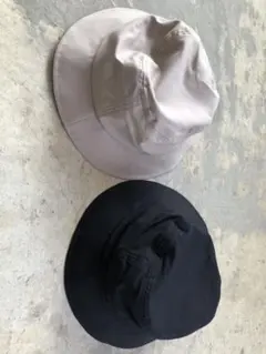ベージュとブラックのバケットハットセット