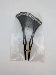 ビーズ付き黒いかんざし スカラップデザイン