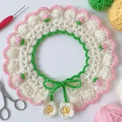 いちごモチーフ　つけ襟 かぎ編み ハンドメイド フリル ベビー ペット 春