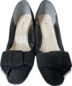 【お値下げしました】ダイアナ5cmキレイめスウェードパンプス