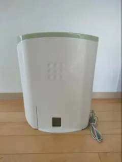 Panasonic デシカント方式除湿乾燥機 F-YZG100 - メルカリ