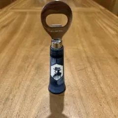 有田焼　染付　南蛮絵付　陶器　栓抜きのサムネイル
