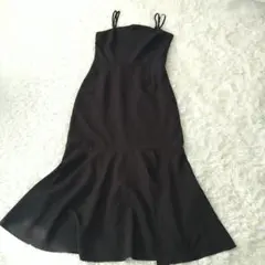 JUNOAH フレアヘムマーメイド キャミワンピース XLフロントスリット黒