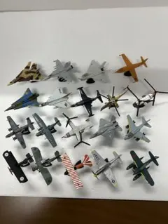 2026年最新】チョコエッグ戦闘機の人気アイテム - メルカリ