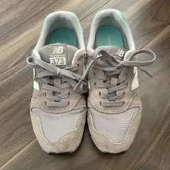 New Balance 373 グレー×ミント スニーカーのサムネイル