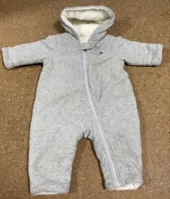 《baby gap》フード付きグレーロンパース型アウター 70㎝