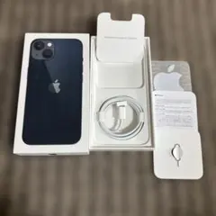 Apple iPhone 13 ミッドナイト 空箱と純正充電ケーブル