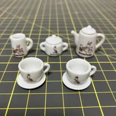 シルバニアファミリー初期　陶器製ティーセット