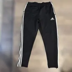 adidas‼️3本ラインブラックジャージ