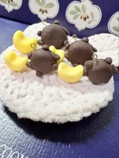 月にぶら下がるくまさん。　※一個の値段