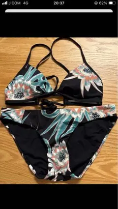 値下げパダゴニアCross Shore Triangle Bikini TopMのサムネイル