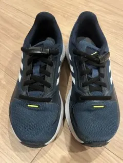 adidas キッズスニーカー ネイビー/ホワイト