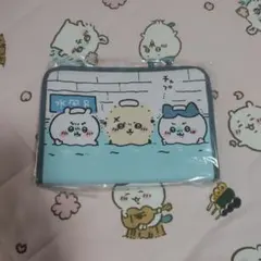 ちいかわ しまむら マルチケース サウナ お風呂