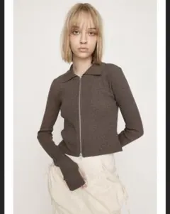 FRONT ZIP CUT トップス　ブラウン　SLY