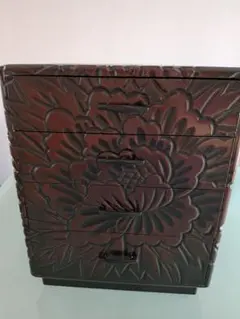 新品未使用 鎌倉総柄彫4段小引出し（牡丹柄） 小箪笥 昭和レトロ