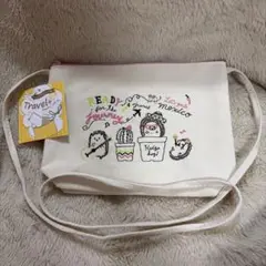 【最終値下げ】刺しゅうポシェット　ハリネズミ