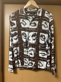 【AZUL by moussy】レーヨンデザインシャツ Mのサムネイル