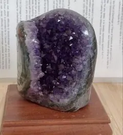 0382アメジスト 紫水晶 原石 浄化 鉱石ドーム 置物 一点物 パワーストーン