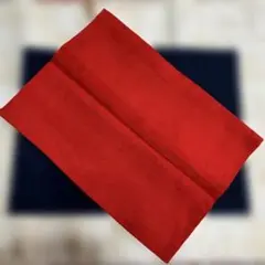 紅絹？　朱色 はぎれ 赤 古布 リメイク素材 アンティーク布