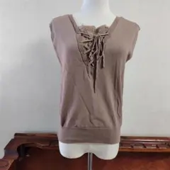 BE RADIANCE　編み上げ　レース　ベスト　サマーニット