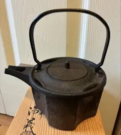 Item thumbnail for item 5eb08207-f995-4043-81f5-9522157f9696