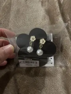 MARY QUANT 花モチーフ イヤリング