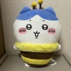 ちいかわ ハチさんBIGぬいぐるみ ハチワレ