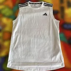 adidas ノースリーブ タンクトップ ホワイト　新品未使用品のサムネイル