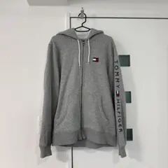 美品　TOMMY HILFIGER グレー フード付きパーカー　トミー　パーカー