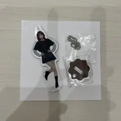 twice モモ アクリルスタンドチャーム
