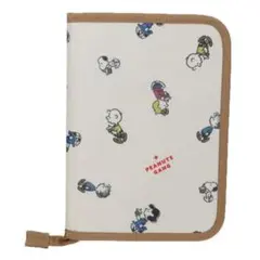 新品　スヌーピー マルチケース　マルチポーチ　母子帳ケース　お薬手帳　通帳ケース