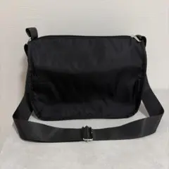 Item thumbnail for item fe3d96f1-561e-4113-acc0-100e5d627202