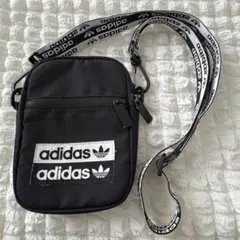 【ベティー様専用】adidas トレフォイル ショルダーバッグ サコッシュ
