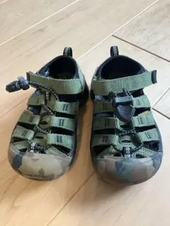 KEEN カモフラージュ サンダル